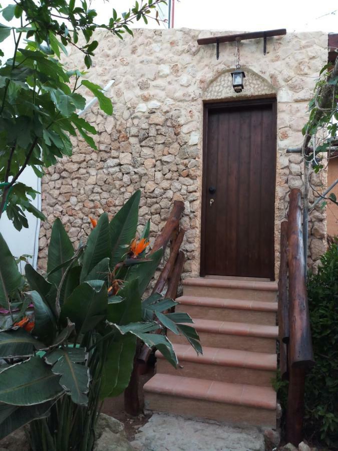 Mystery Garden Guest House Famagusta  Exterior photo